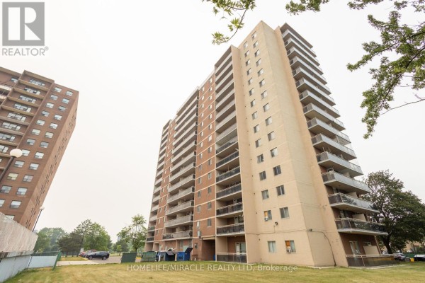 Primary Bedroom - 1007 - 49 Silverstone Drive, Toronto, ON M9V3G2 Photo 4