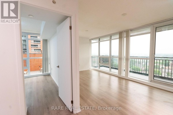 1007 - 830 Lawrence Avenue W, Toronto, ON, photo 2