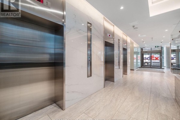 1007 - 99 Foxbar Road, Toronto, ON M4V0B2 Photo 5