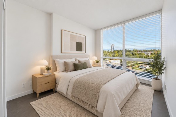1007 13618 100 Avenue, Surrey, BC V3T0A8 Photo 2