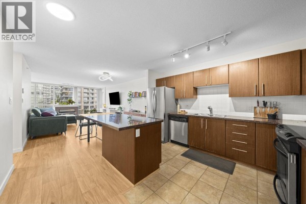 1007 2088 Madison Avenue, Burnaby, BC V5C6T5 Photo 3