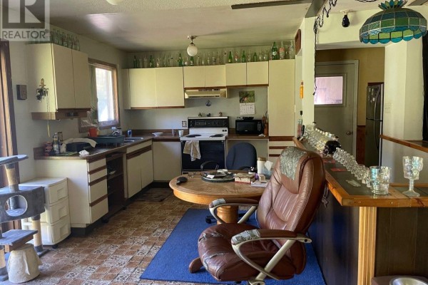 Kitchen - 1007 Boundary Drive, Neebing, ON P7L0C2 Photo 3