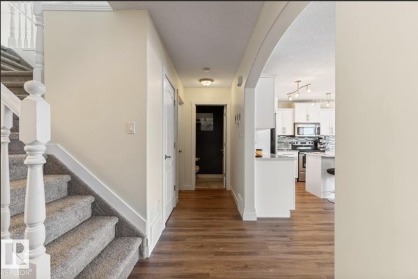 Family room - 1007 Macewan Cl Sw, Edmonton, AB T6W1K2 Photo 4