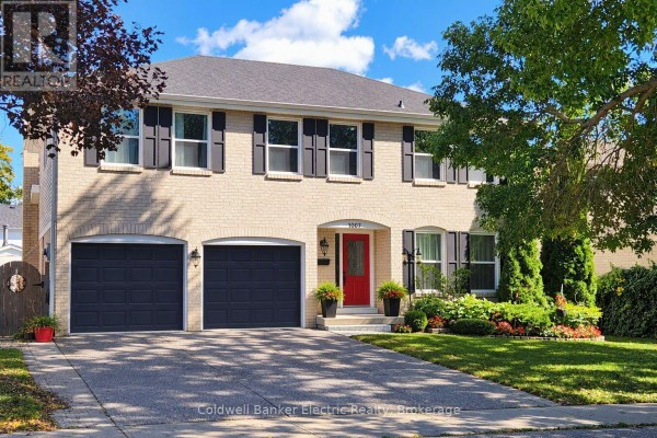 1007 Moorelands Crescent, Pickering