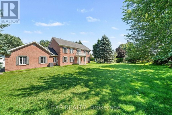 1007 St Pierre Road, Russell, ON K0A1W0 Photo 2