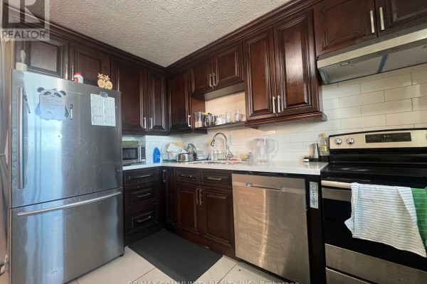 Kitchen - 1008 - 100 Wingarden Court, Toronto, ON M1B2P4 Photo 3