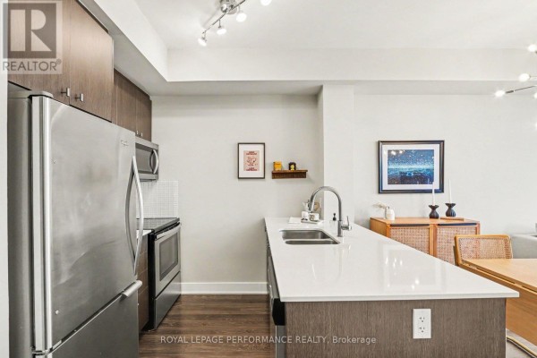 Bathroom - 1008 - 118 Holmwood Avenue, Ottawa, ON K1S5J5 Photo 5