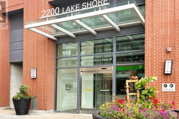 1008 - 2200 Lakeshore Boulevard W, Toronto, ON M8V1A4 Photo 3
