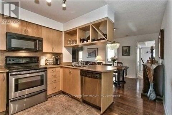 Primary Bedroom - 1008 - 4090 Living Arts Drive, Mississauga, ON L5B4M8 Photo 4