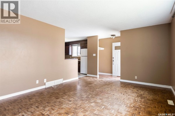 Bedroom - 1008 7th Avenue N, Regina, SK S4R0H1 Photo 5