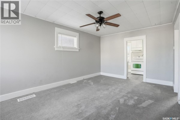 4pc Bathroom - 1008 Retallack Street, Regina, SK S4T2H3 Photo 5