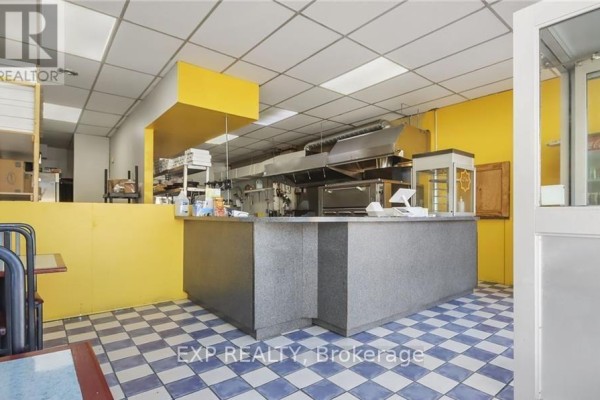 1009 Merivale Road, Ottawa, ON K1Z6A6 Photo 4