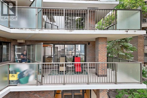 3pc Bathroom - 101, 300 Meredith Road Ne, Calgary, AB T2E7A8 Photo 5