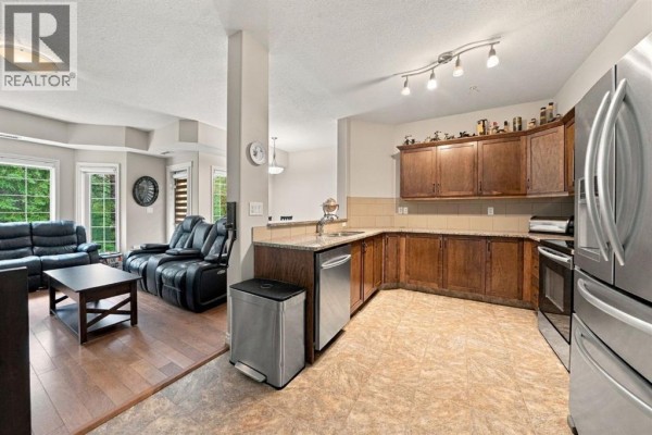 Dining room - 101, 6 Michener Boulevard, Red Deer, AB T4P0M6 Photo 4