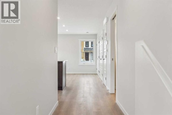 4pc Bathroom - 101, 63 Belmont Passage Sw, Calgary, AB T2X4H7 Photo 2