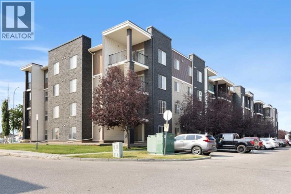 4pc Bathroom - 101, 7130 80 Avenue Ne, Calgary, AB T3J0N5 Photo 2