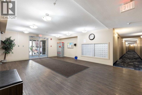 Den - 101, 7130 80 Avenue Ne, Calgary, AB T3J0N5 Photo 4