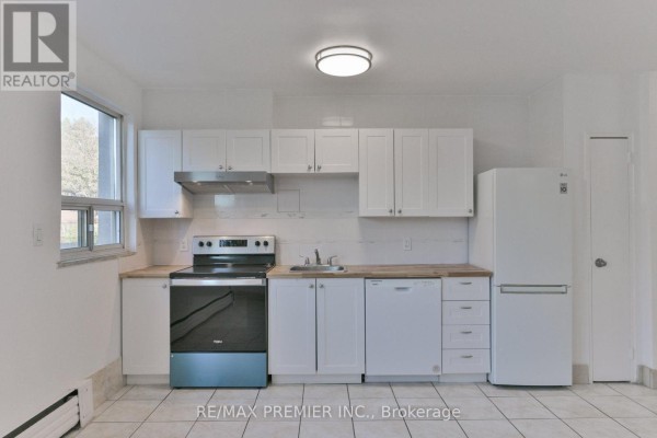 101 - 10 Ellison Avenue, Toronto, ON M3H2J6 Photo 4