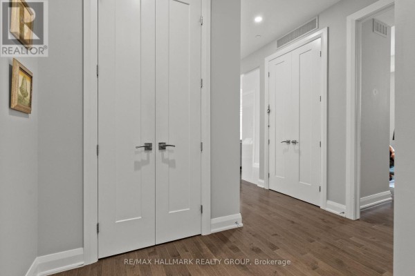 101 - 120 Cortile Private, Ottawa, ON K1V2S8 Photo 5