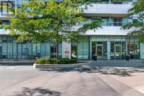 Living room - 101 - 1346 Danforth Road, Toronto, ON M1J0A9 Photo 2