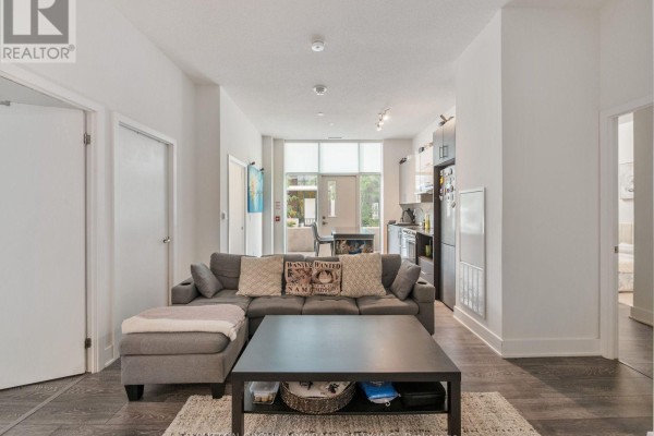 101 - 188 Fairview Mall Drive, Toronto, ON, photo 2