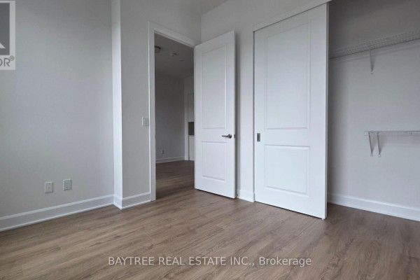 101 - 3240 William Coltson Avenue, Oakville, ON L6H8C8 Photo 4