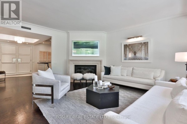 101 - 4 Lowther Avenue, Toronto, ON, photo 2