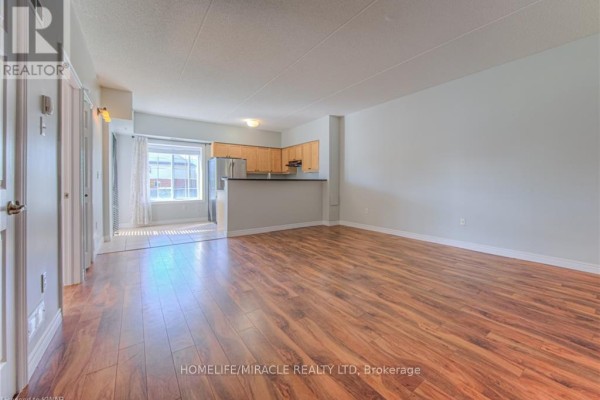 101 - 415 Grange Road, Guelph, ON N1E0C4 Photo 4