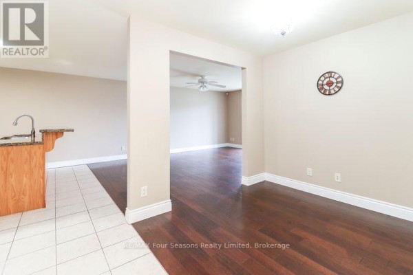 Kitchen - 101 - 435 Walnut Street, Collingwood, ON L9Y5J9 Photo 4