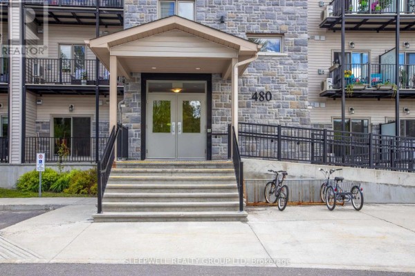 101 - 480 Church Street, Russell, ON K4R0G4 Photo 2