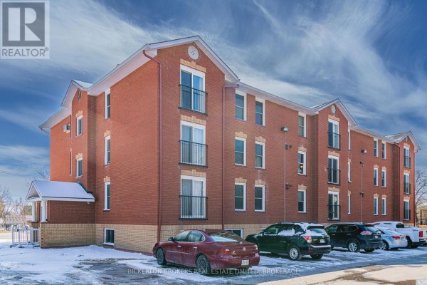 101 - 540 Talbot Place, Gananoque, ON, photo 3
