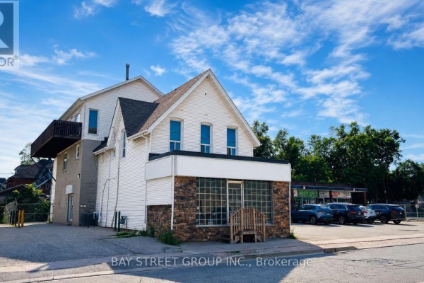 101 - 66 Maple Avenue, Barrie, ON L4N1R8 Photo 3