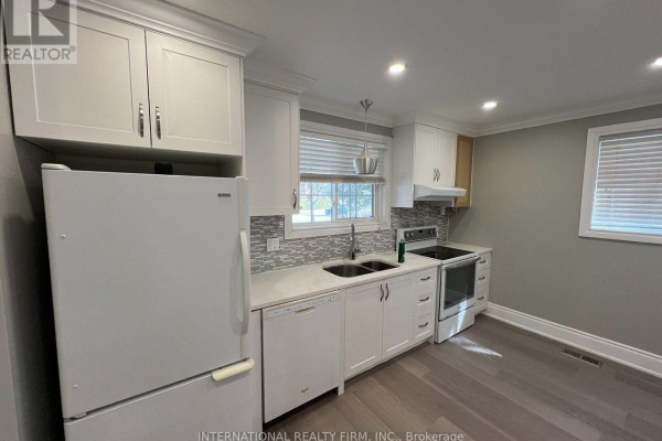 101 - 73 Murray Drive, Aurora, ON L4G2C2 Photo 5