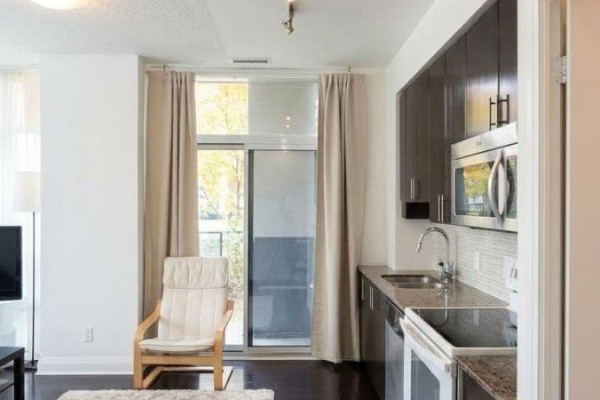 101 - 75 North Park Road, Vaughan, ON L4J0H8 Photo 2