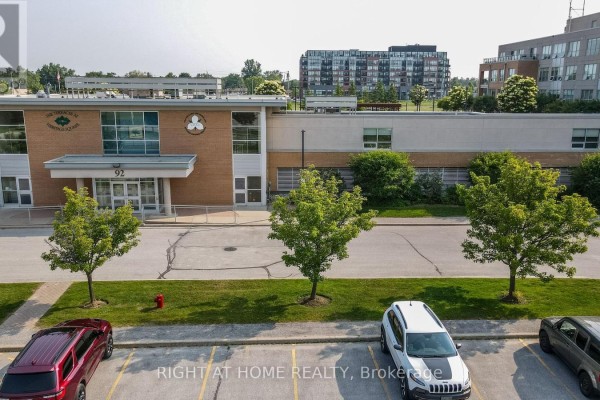 Solarium - 101 - 90 Dean Avenue, Barrie, ON L4N0M3 Photo 5