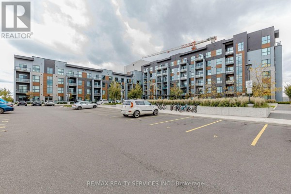 101 - 95 Dundas Street W, Oakville, ON, photo 3