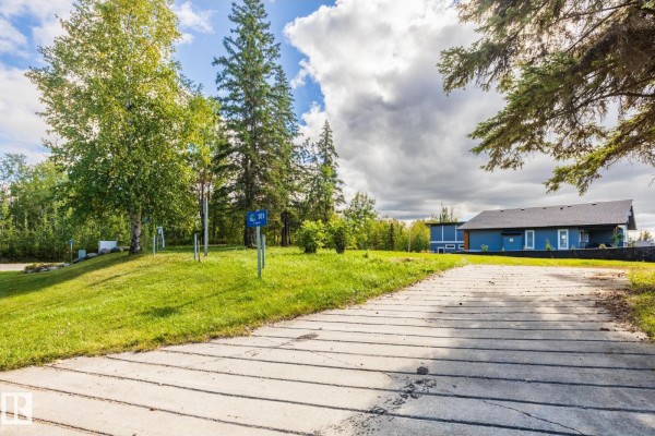 101 1 St, Rural Lac Ste  Anne County, AB T0E1A0 Photo 5