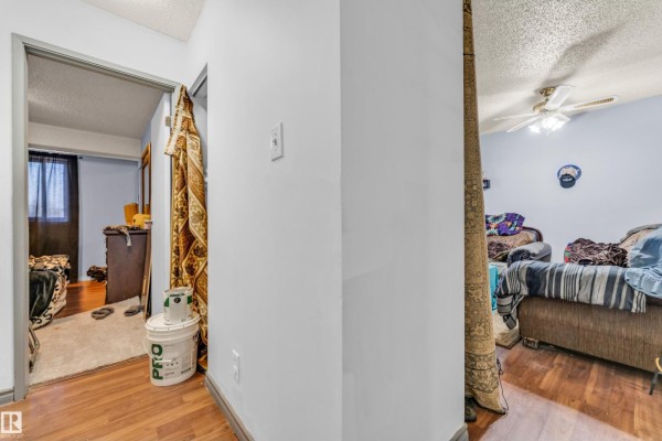 #101 10136 160 St Nw Nw, Edmonton, AB T5P3E7 Photo 5