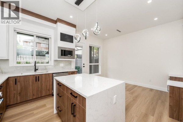 101 1149 Dansey Avenue, Coquitlam, BC V3K3H5 Photo 5