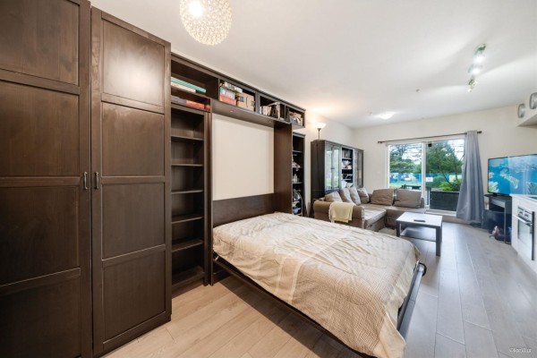 101 13678 Grosvenor Road, Surrey, BC, photo 2