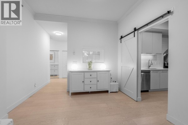101 160 W Keith Road, North Vancouver, BC V7M3M2 Photo 5
