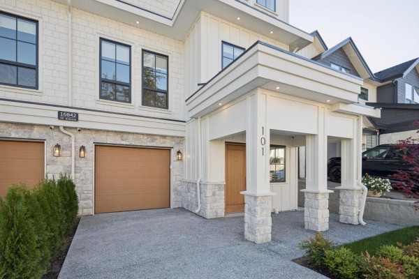 101 16042 9a Avenue, Surrey, BC V4A9A7 Photo 4