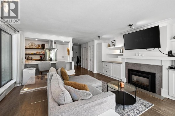 101 1702 Chesterfield Avenue, North Vancouver, BC V7M2P1 Photo 4