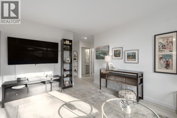 101 1737 Duchess Avenue, West Vancouver, BC V7V1P8 Photo 4