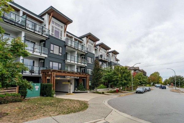 101 22136 49 Avenue, Langley, BC V3A0M8 Photo 2