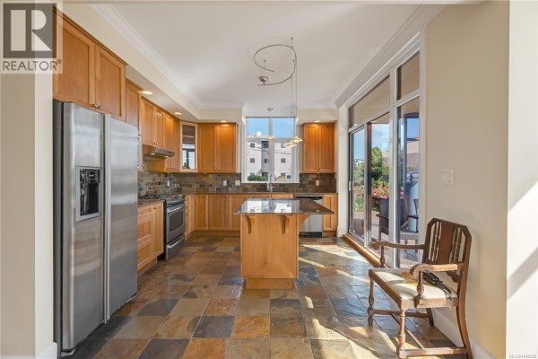 Kitchen - 101 225 Rosehill St, Nanaimo, BC V9S1E1 Photo 4