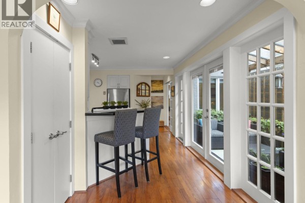101 2535 York Avenue, Vancouver, BC V6K1E4 Photo 5