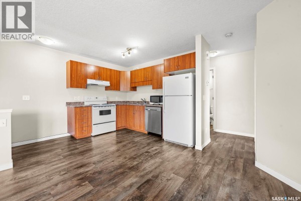 4pc Bathroom - 101 5051 James Hill Road, Regina, SK S4W0B9 Photo 5