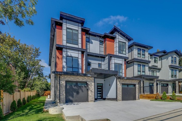 101 5737 172 Street, Surrey, BC V3S3Z4 Photo 2