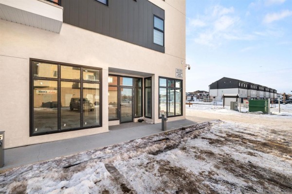 101 585 Mandalay Drive, Winnipeg, MB, photo 2